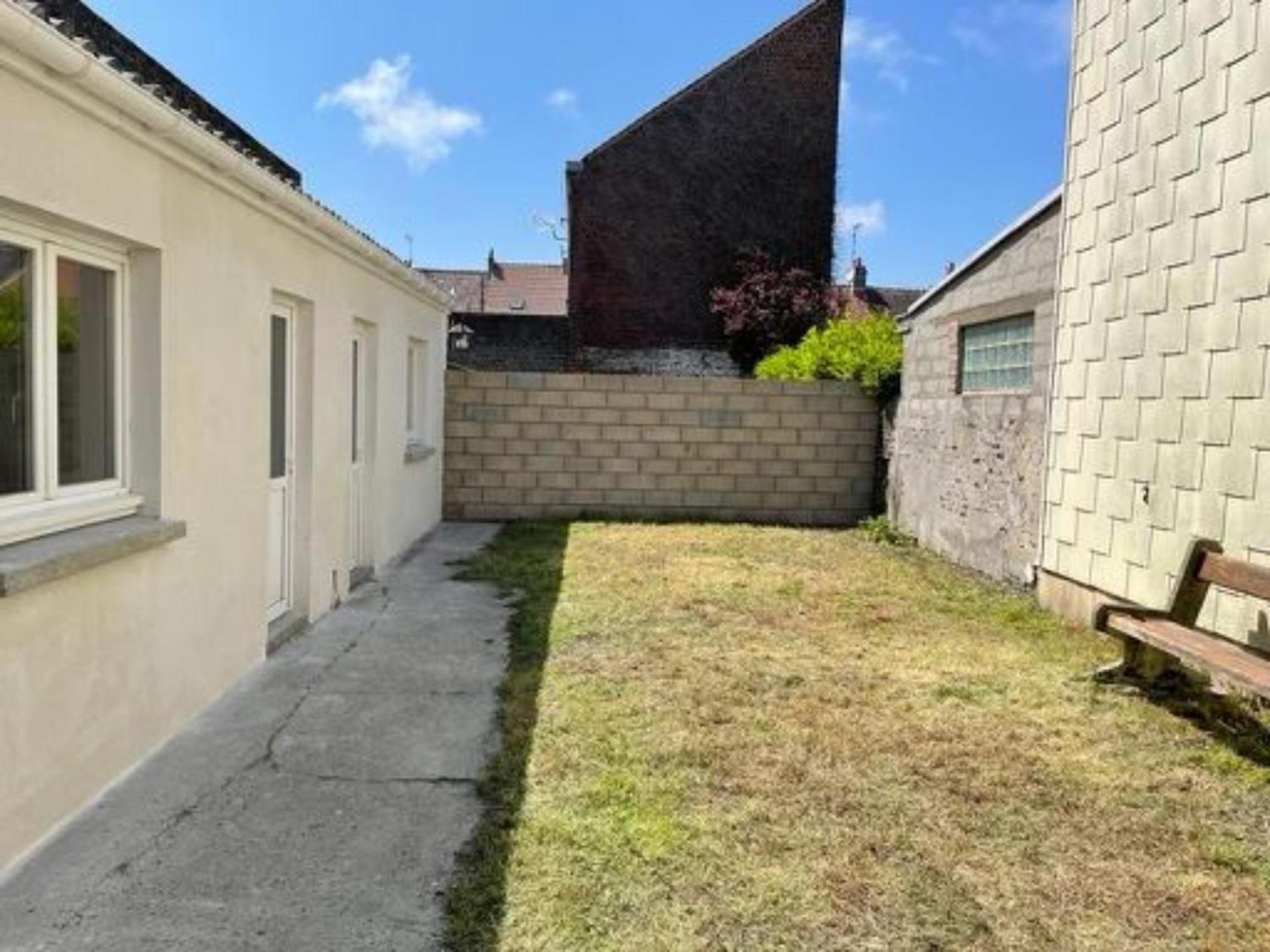 Le Vinci Apartment Calais Bagian luar foto